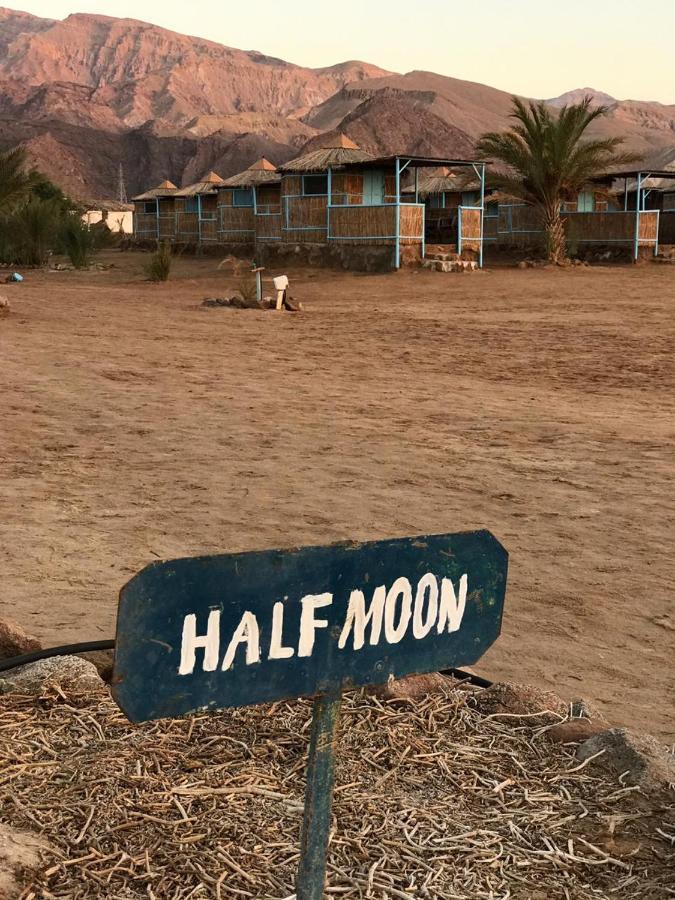 Half Moon Camp Hotel Taba Bagian luar foto
