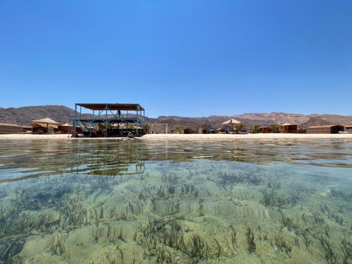 Half Moon Camp Hotel Taba Bagian luar foto